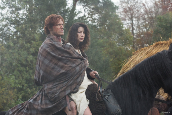 Caitriona Balfe - &quot;Outlander&quot; 1x02 - Castle Leoch Stills
