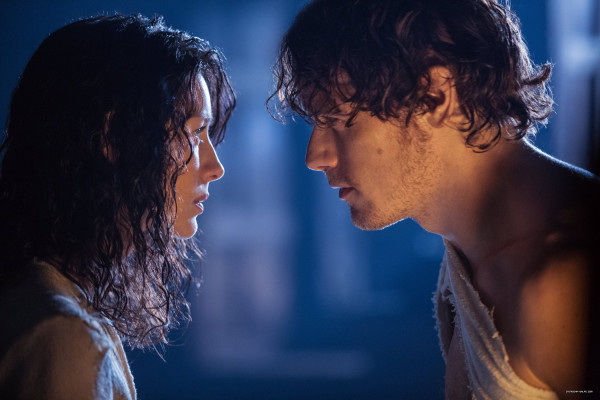Caitriona Balfe - &quot;Outlander&quot; 1x02 - Castle Leoch Stills