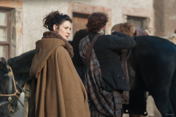 Caitriona Balfe - &quot;Outlander&quot; 1x03 - The Way Out Stills