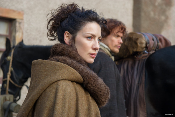 Caitriona Balfe - &quot;Outlander&quot; 1x03 - The Way Out Stills
