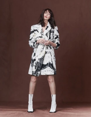 Caitriona Balfe by Jason Hetherington for The Observer (Jan 2022) 