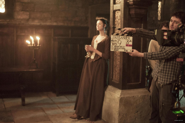Caitriona Balfe - &quot;Outlander&quot; Season 1 - Behind the Scenes