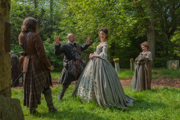Caitriona Balfe - &quot;Outlander&quot; Season 1 - Behind the Scenes
