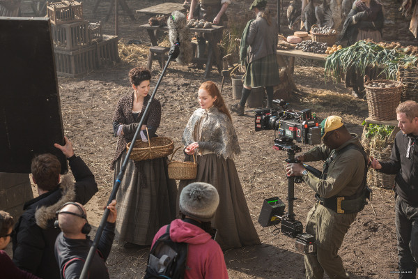 Caitriona Balfe - &quot;Outlander&quot; Season 1 - Behind the Scenes