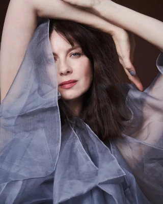 Caitriona Balfe by Jason Hetherington for The Observer (Jan 2022) 