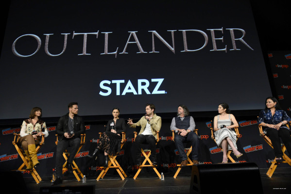 Caitriona Balfe - New York Comic Con Panel 10/06/18