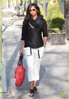 Camila Alves pic #979481