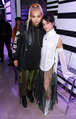 Camila Cabello - MTV TRL 01/11/2018