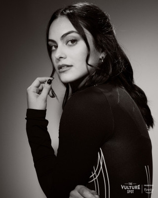 Camila Mendes