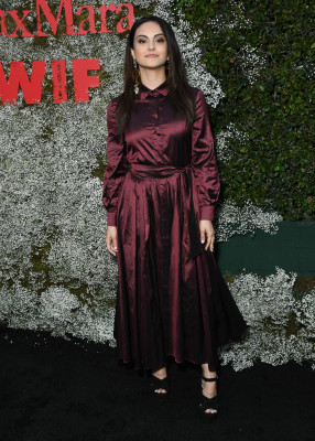 Camila Mendes