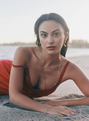 Camila Mendes for VOGUE Mexico April 2024