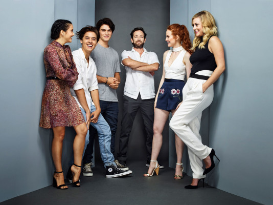 Camila Mendes pic #1010065