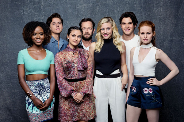 Camila Mendes pic #1009984