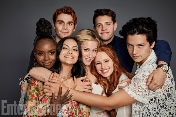 Camila Mendes pic #1009986