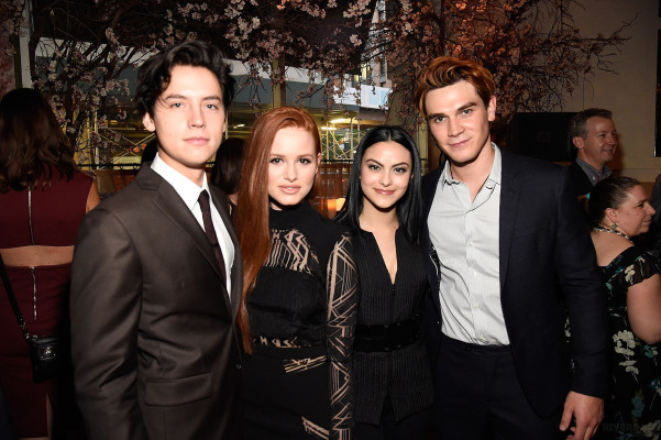 Camila Mendes pic #1010046