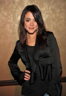 Camille Guaty pic #301000