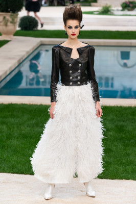  Chanel Haute Couture Fall/Winter 2019-2020 Fashion Show in Paris