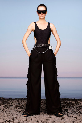 Camille Hurel - Chanel Resort 2021