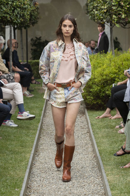 Camille Hurel - Etro Menswear Spring/Summer 2021 Show in Milan