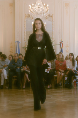 Vanessa Seward Spring/Summer 2018 Fashion Show in Paris