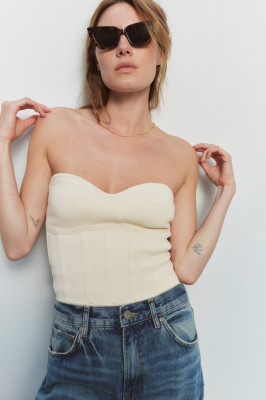 Camille Rowe