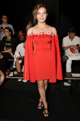 photo 16 in Camren Bicondova gallery [id1087175] 2018-07-24 00:00:00