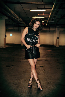 Camren Bicondova pic #1087163