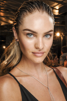 Candice Swanepoel pic #557396