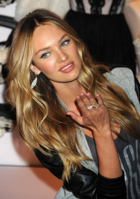 Candice Swanepoel pic #585692