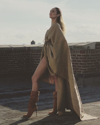 Candice Swanepoel by David Roemer for Harper&#039;s Bazaar Spain // October 2020