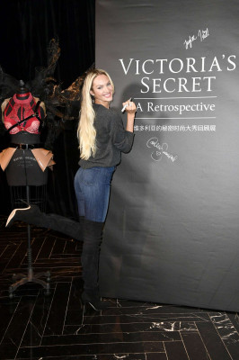 Candice Swanepoel at the Victoria’s Secret Store in Shanghai 