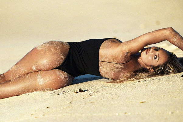 Candice Swanepoel pic #1064740