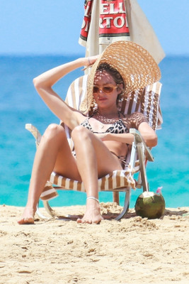 Candice Swanepoel pic #1022911