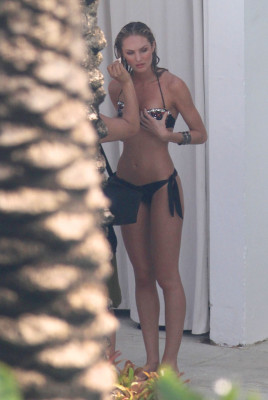 Candice Swanepoel pic #559040