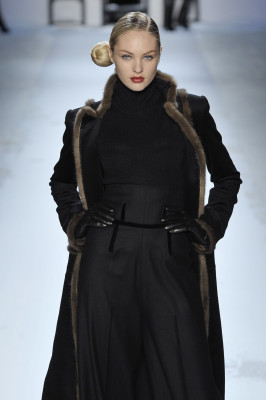 photo 28 in Candice Swanepoel gallery [id318844] 2010-11-29 00:00:00
