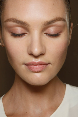 Candice Swanepoel pic #425732