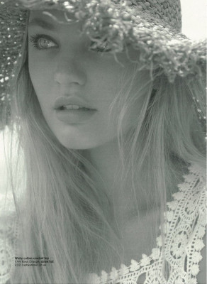 Candice Swanepoel pic #398871