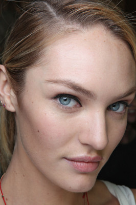 Candice Swanepoel pic #413082