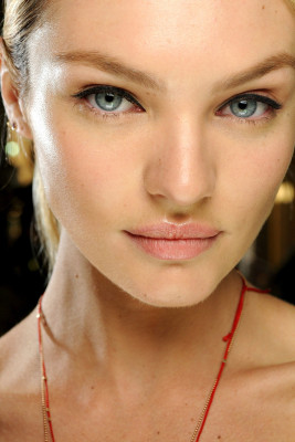Candice Swanepoel pic #370166