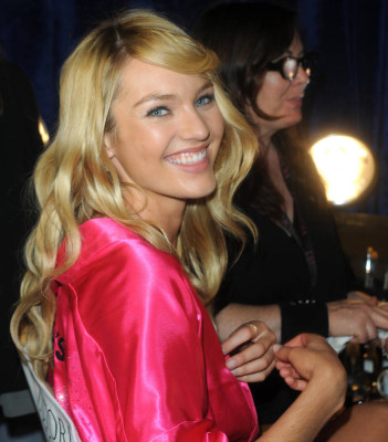 Candice Swanepoel pic #435533