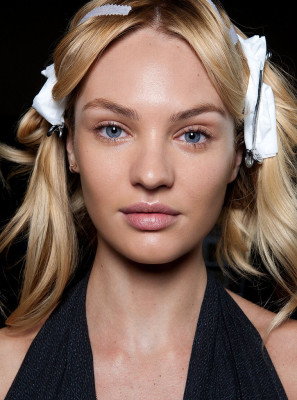 Candice Swanepoel pic #584149