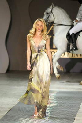 Candice Swanepoel pic #554459