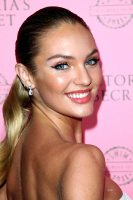 Candice Swanepoel pic #579465