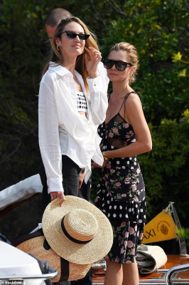 Candice Swanepoel pic #1215992