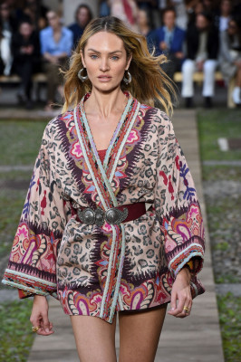 Candice Swanepoel - Etro &#039;Ready To Wear&#039; Spring/Summer 2020