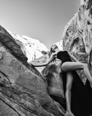 Candice Swanepoel for Mônot | Fall/Winter 2020