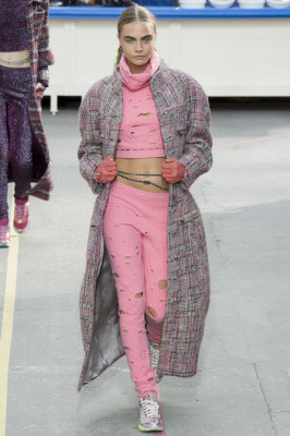 photo 27 in Cara Delevingne gallery [id708830] 2014-03-12 00:00:00