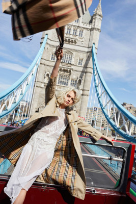 Cara Delevingne – New Burberry Her Fragrance Campaign, October 2018