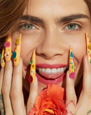 Cara Delevingne by Dennis Leupold for Cosmopolitan || July/Aug 2021⁣
