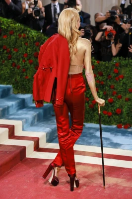 Cara Delevigne - 2022 MET Gala 05/02/2022